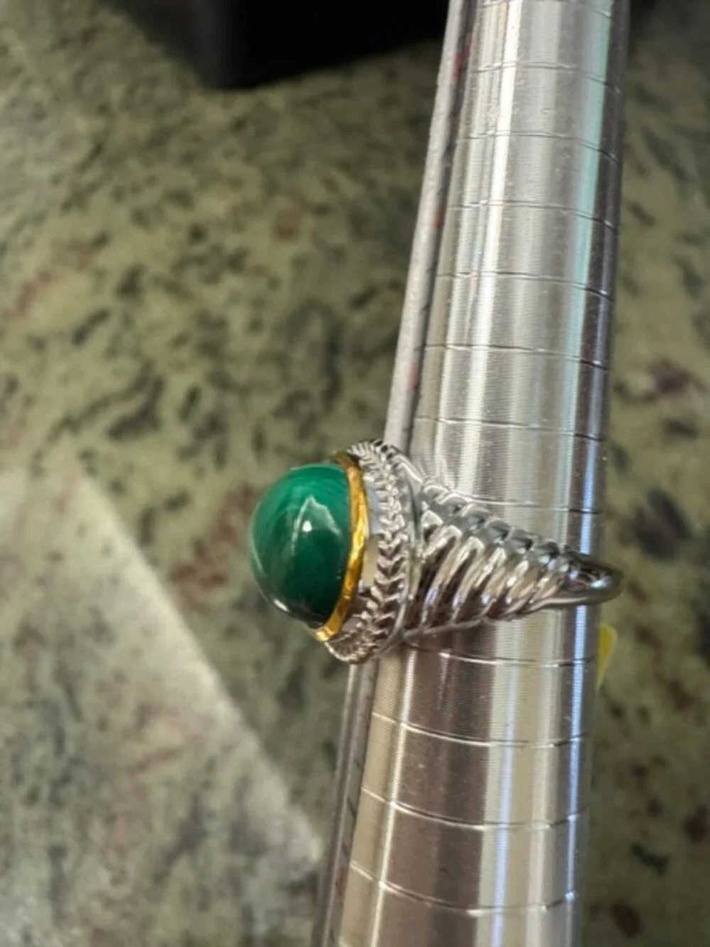 Genuine 15.64 GTW Malachite Stone & 925 Sterling Silver Teardrop Ring Size 6 NWT